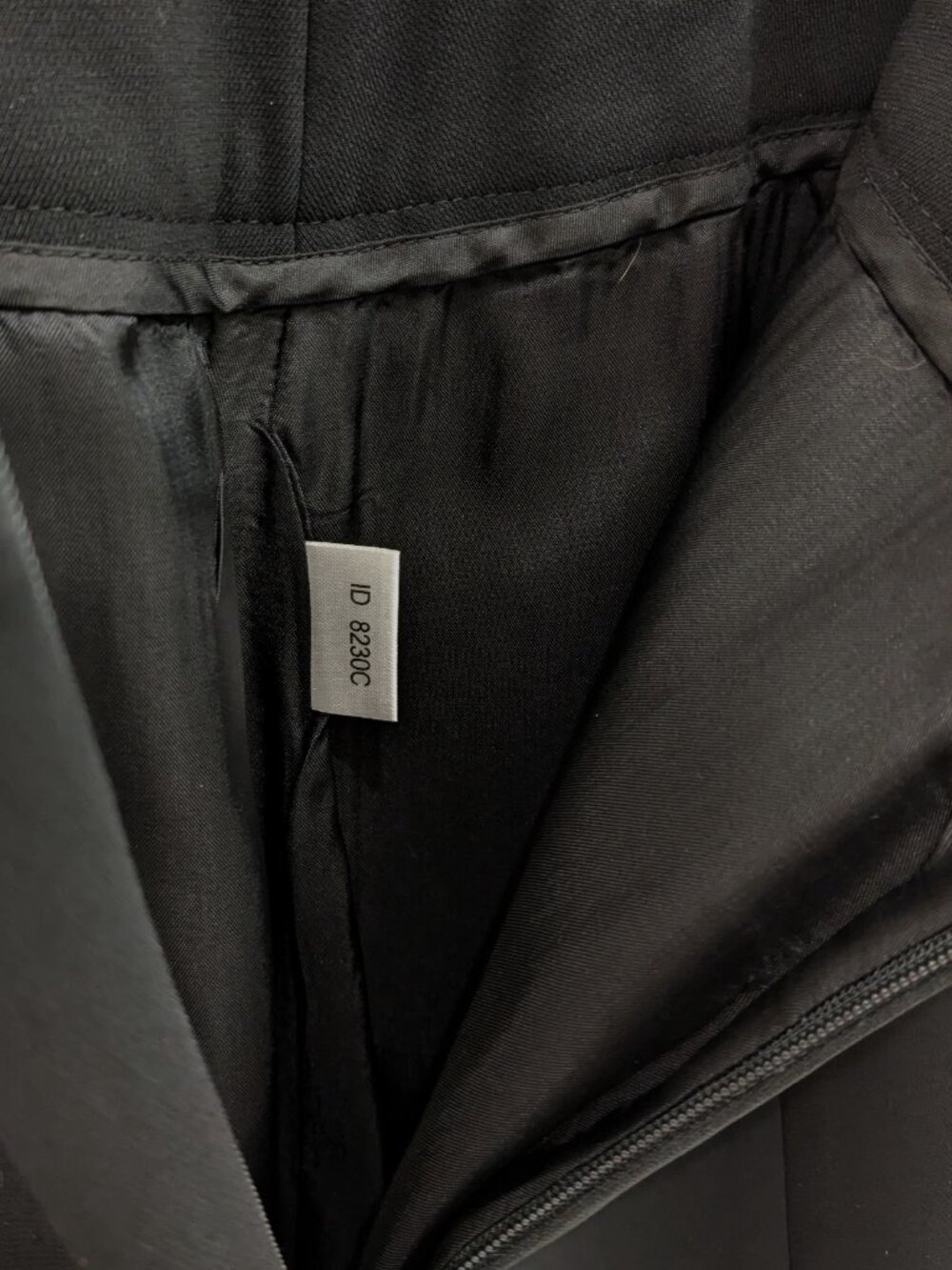 Ann Taylor Black Pencil Skirt - Tailored Office Essential - New - Picture 4 of 4